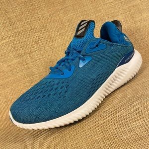 women’s adidas Alpha bounce running shoes size 7
